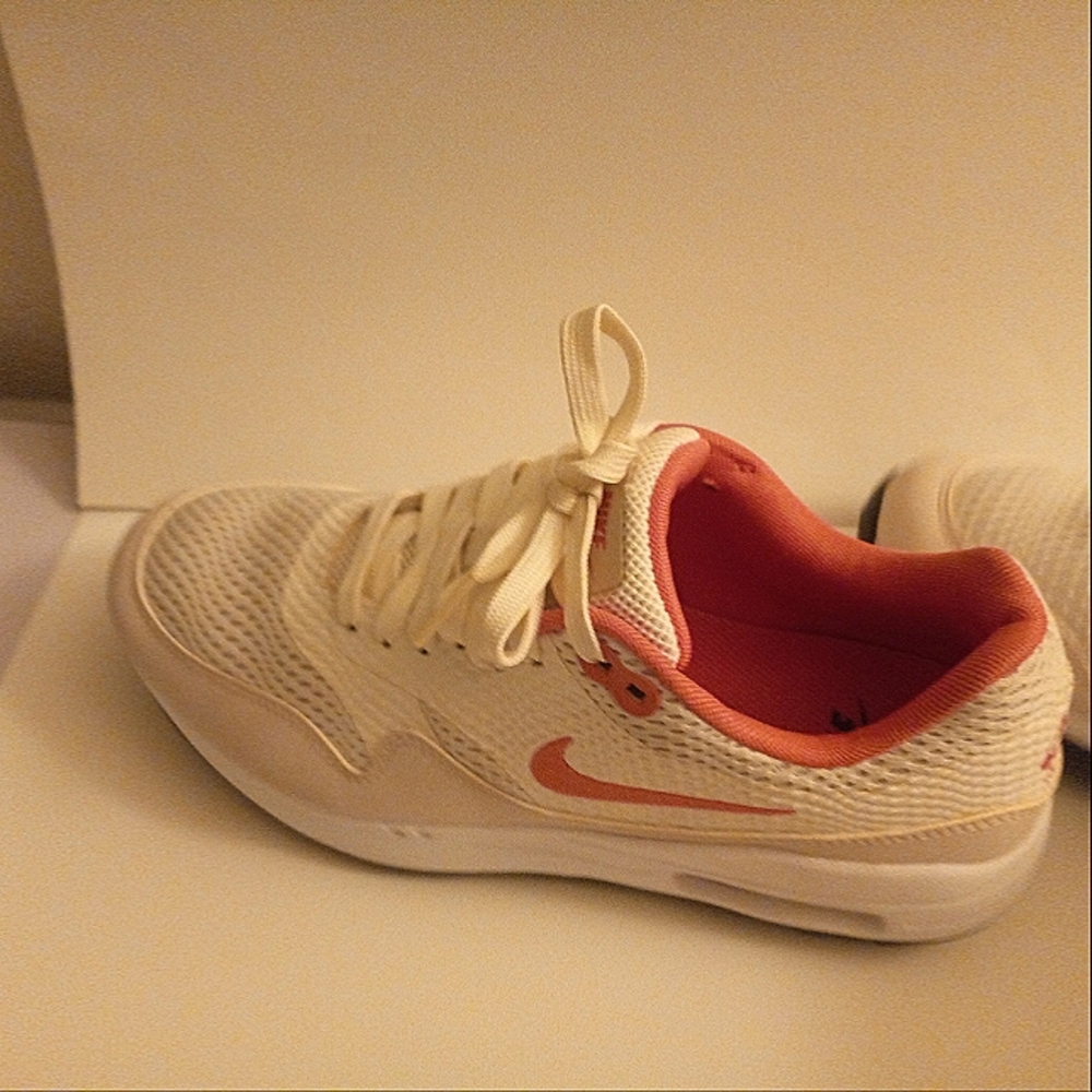 Nike Women's Cream and Coral Sneakers